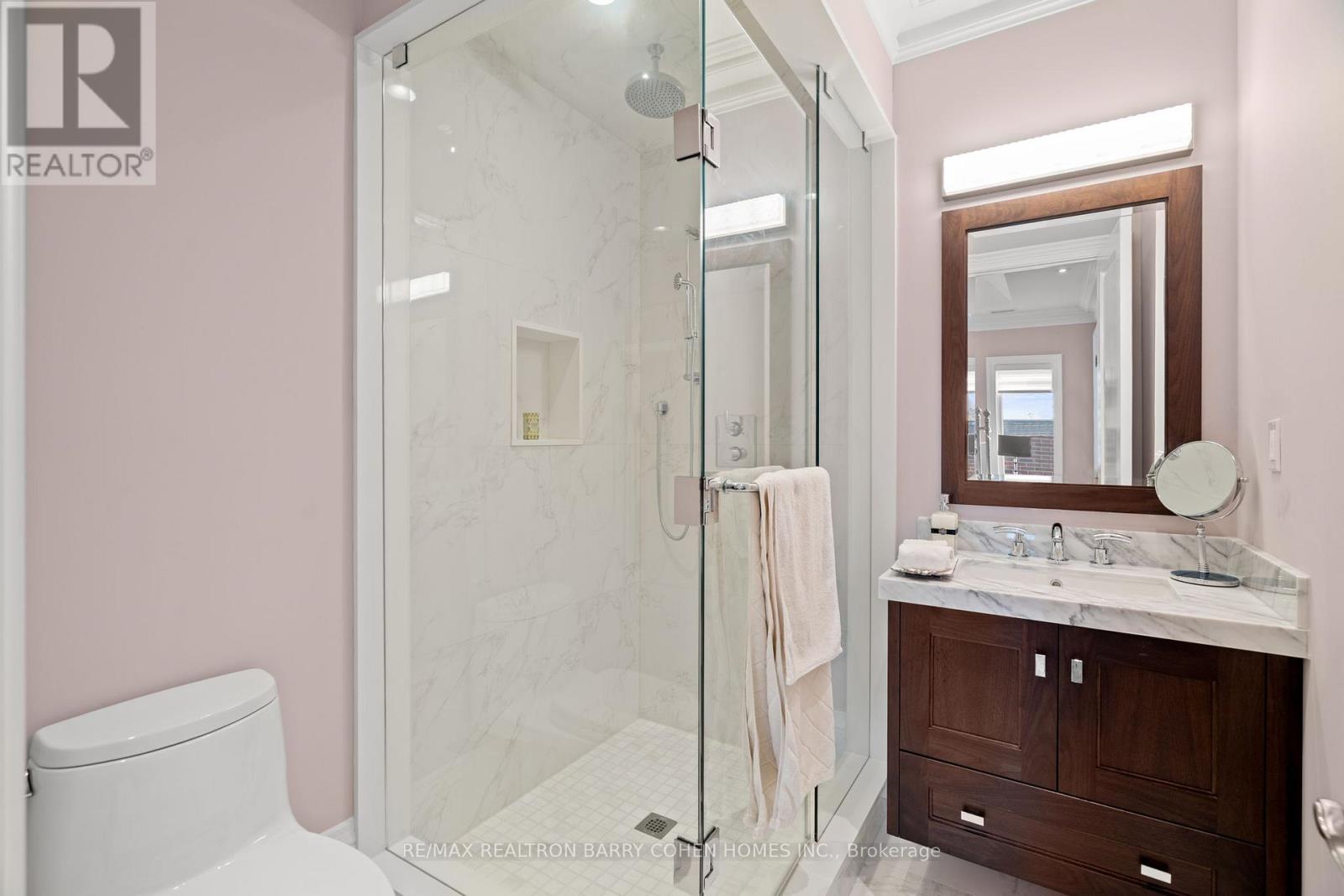 49 Gordon Road, Toronto, Ontario  M2P 1E2 - Photo 25 - C12491306