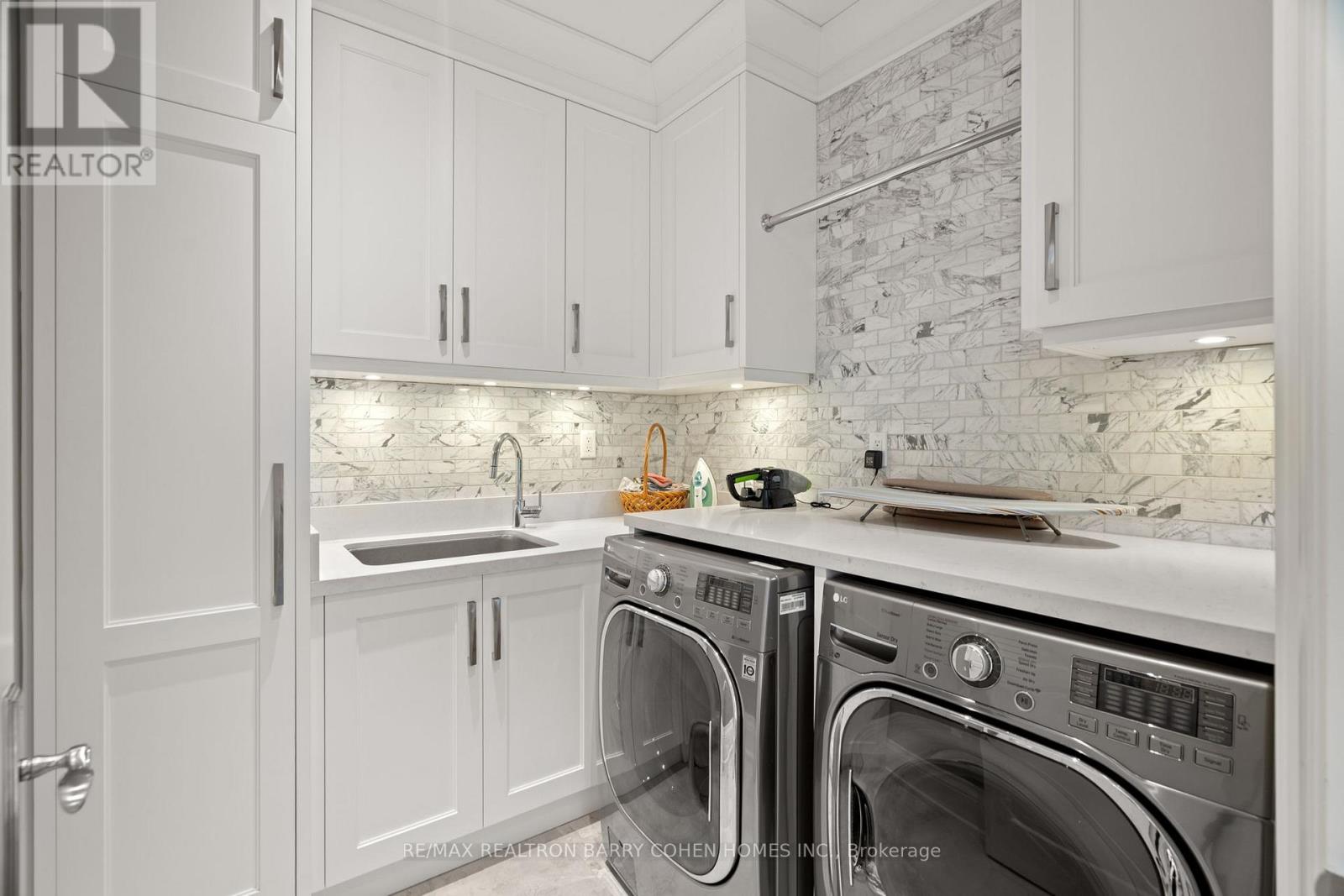 49 Gordon Road, Toronto, Ontario  M2P 1E2 - Photo 26 - C12491306