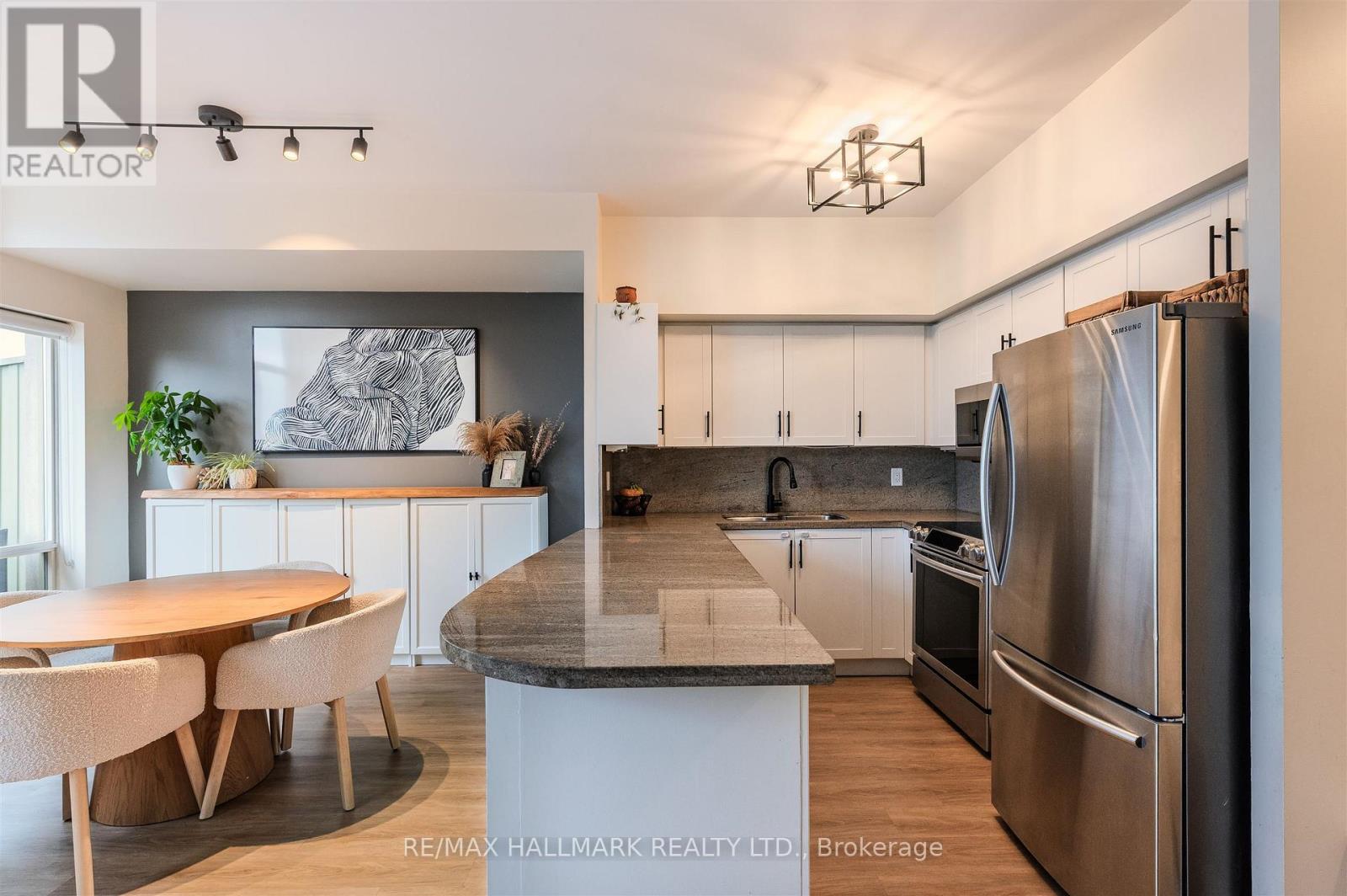 916 - 39 Parliament Street, Toronto, Ontario  M5A 4R2 - Photo 4 - C12491342