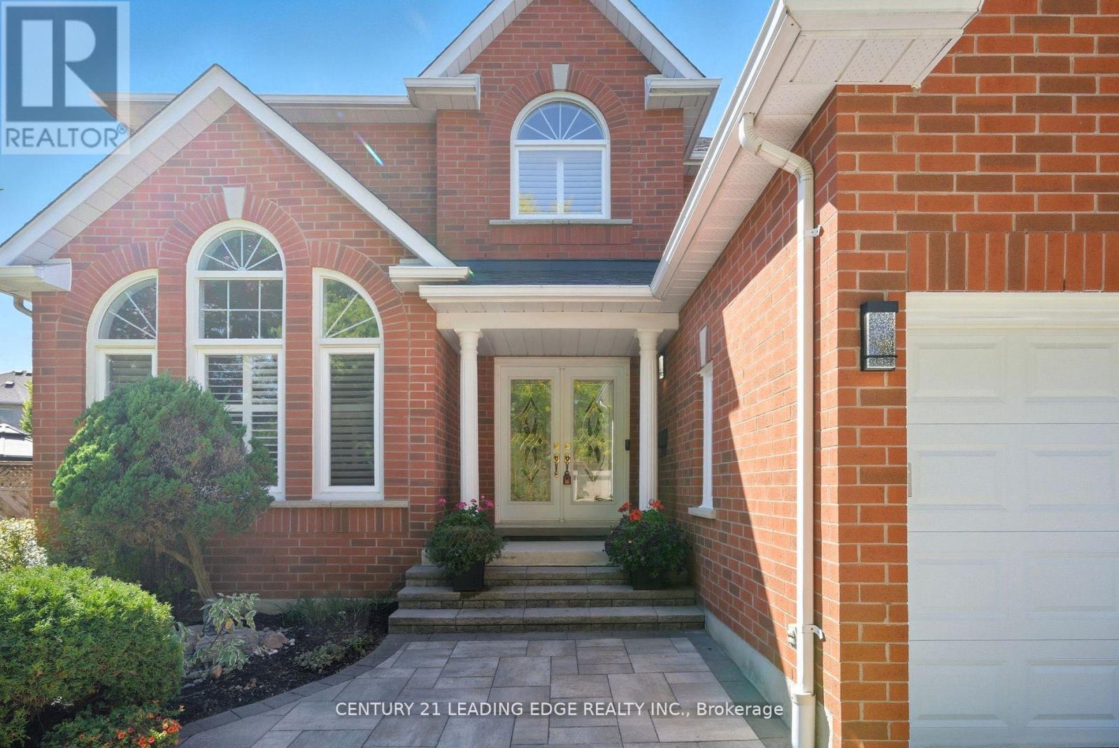 2308 ABBOTT CRESCENT, Pickering, Ontario