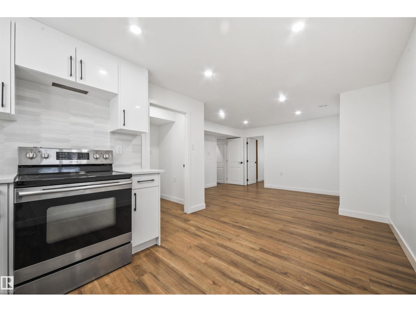 8125 84 Av Nw, Edmonton, Alberta  T6C 1C7 - Photo 22 - E4464021