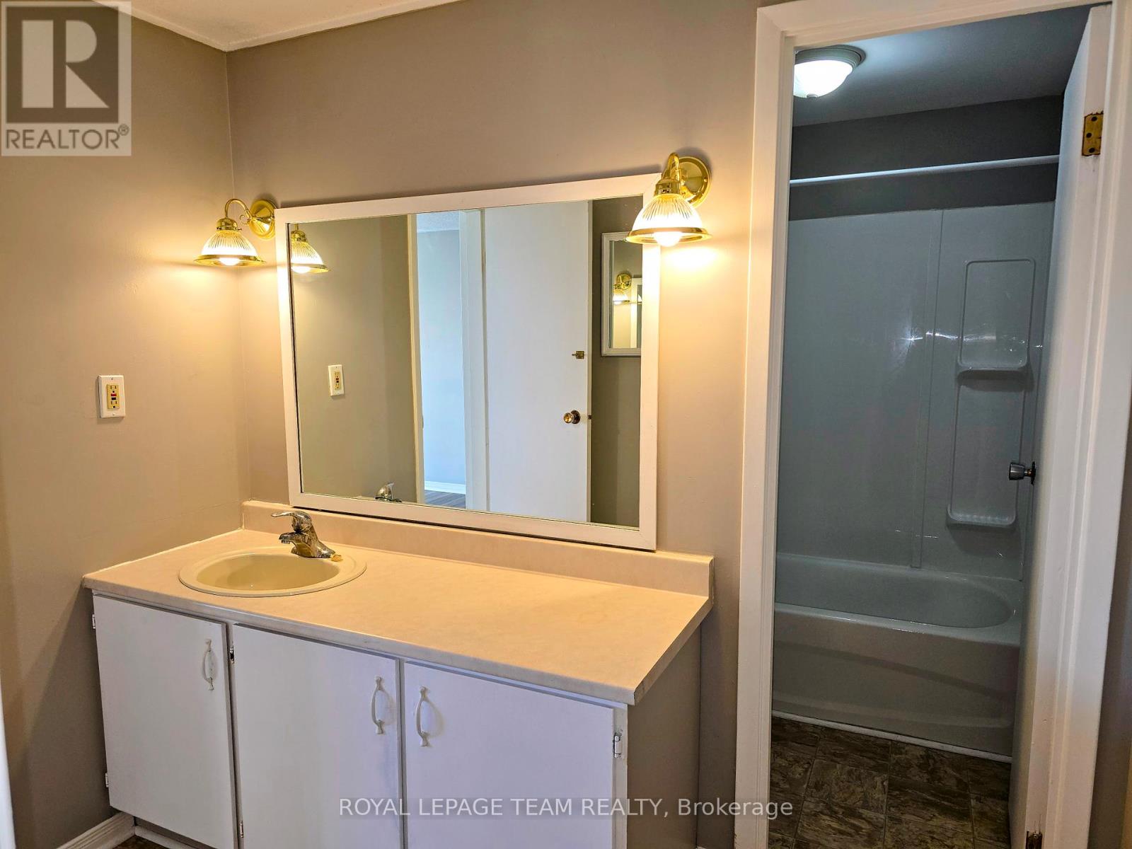 3 - 2515 River Road, North Grenville, Ontario  K0G 1J0 - Photo 7 - X12491406