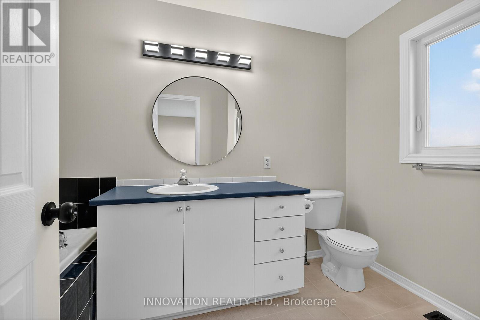 57 Flowertree Crescent, Ottawa, Ontario  K2M 2R7 - Photo 20 - X12491482