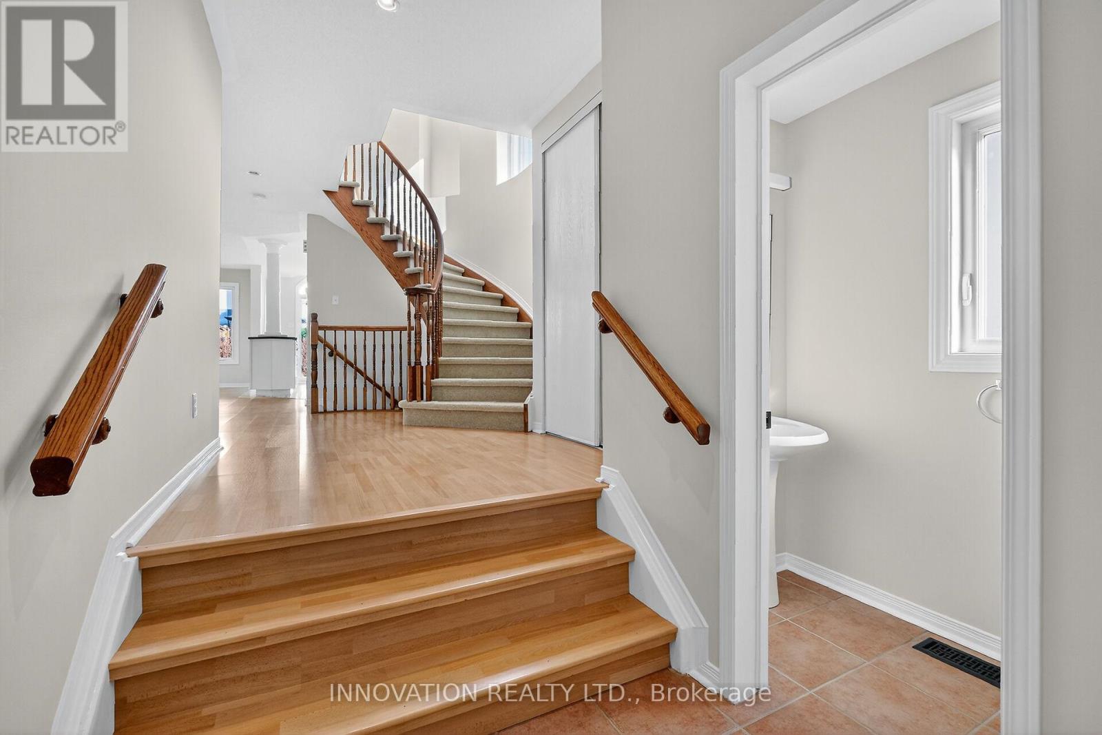 57 Flowertree Crescent, Ottawa, Ontario  K2M 2R7 - Photo 3 - X12491482