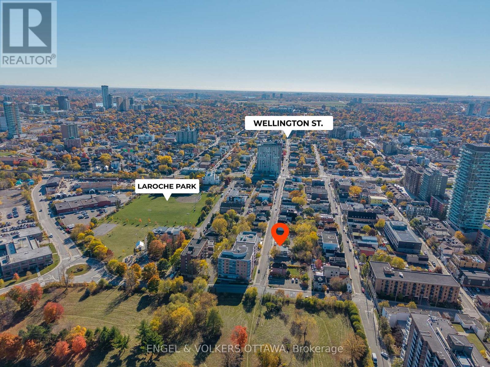 56-58 Carruthers Avenue, Ottawa, Ontario  K1Y 1N2 - Photo 13 - X12491488