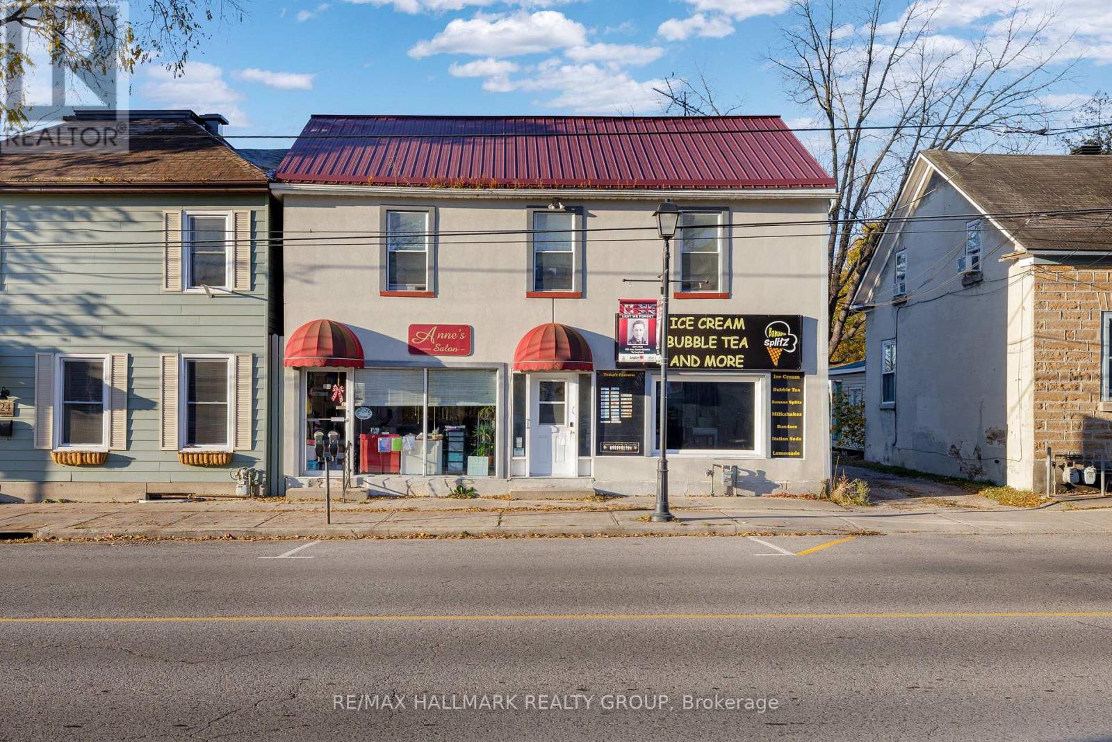 26 WILSON STREET W, Perth, Ontario