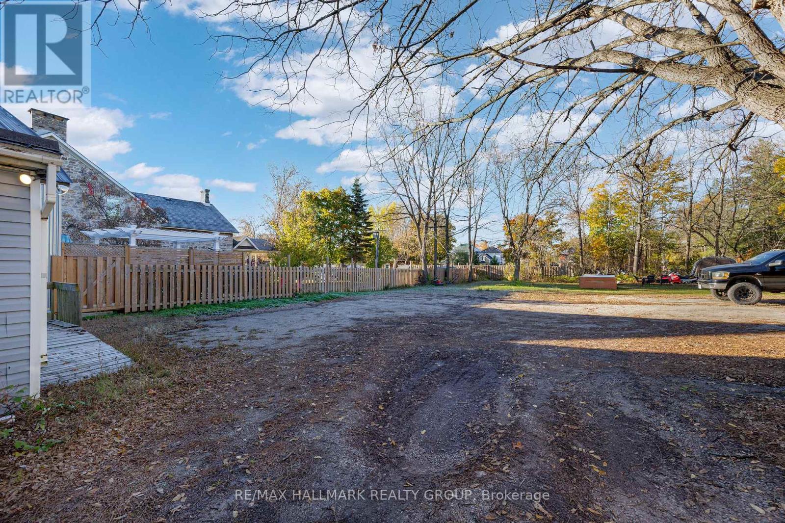 26 Wilson Street W, Perth, Ontario  K7H 2M9 - Photo 30 - X12491522