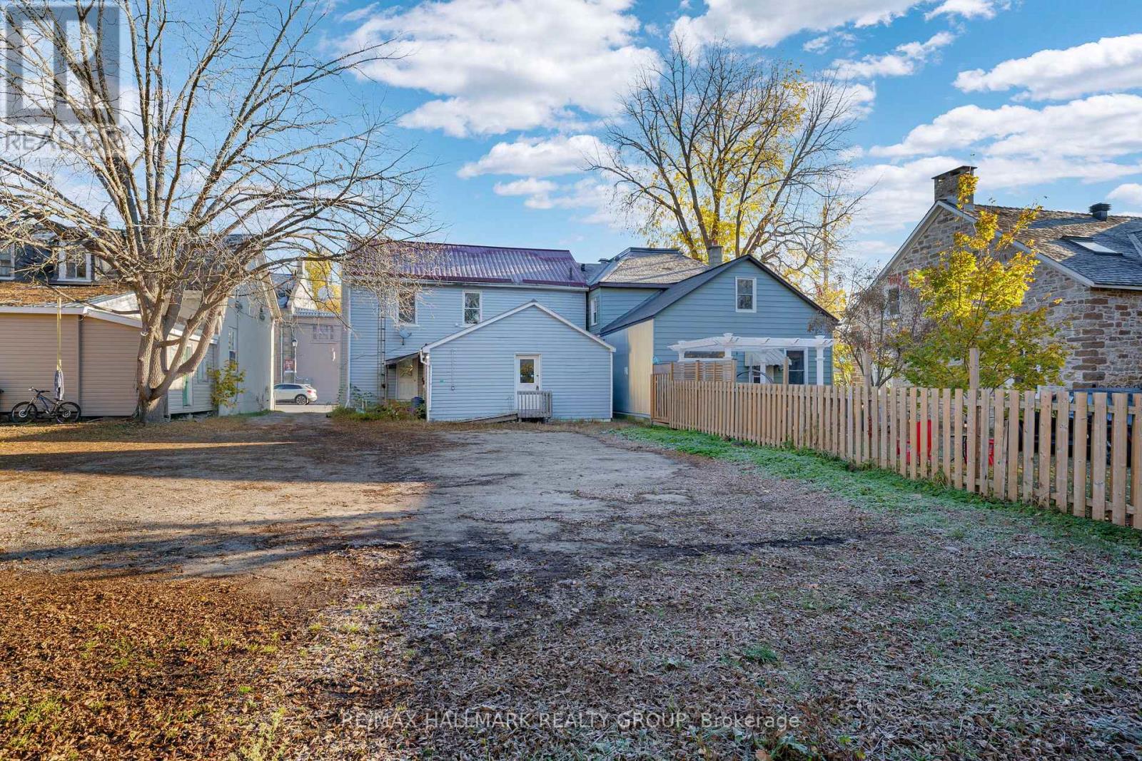 26 Wilson Street W, Perth, Ontario  K7H 2M9 - Photo 32 - X12491522