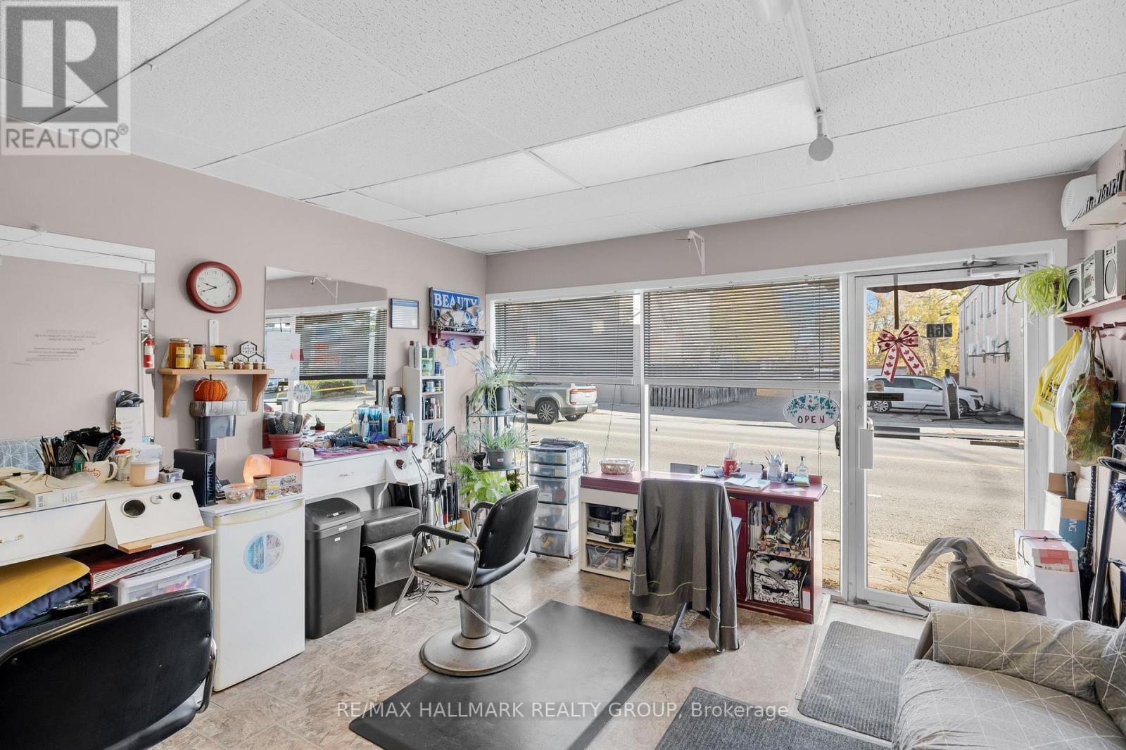 26 Wilson Street W, Perth, Ontario  K7H 2M9 - Photo 6 - X12491522