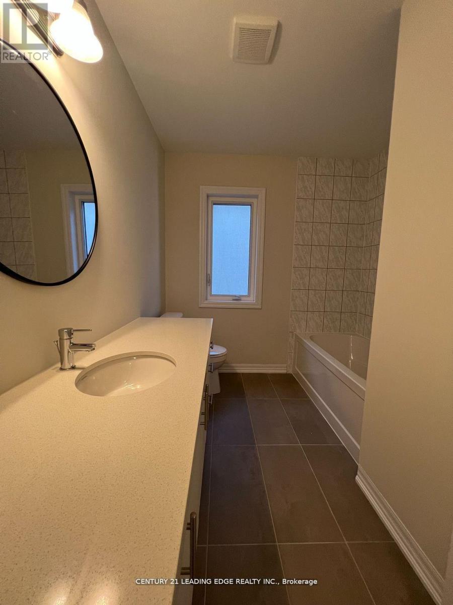 42 Ed Ewert Avenue, Clarington, Ontario  L1B 0W9 - Photo 26 - E12491048