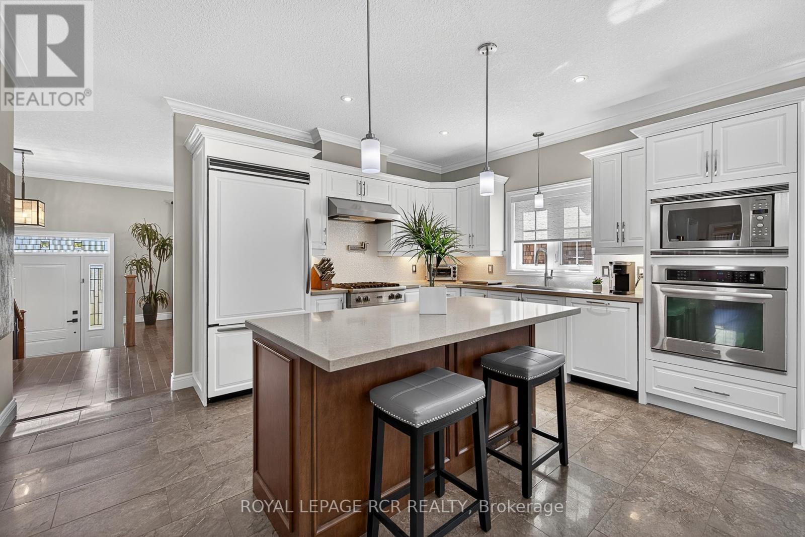 21 Corvinelli Drive, Whitby, Ontario  L1M 0G7 - Photo 7 - E12491084