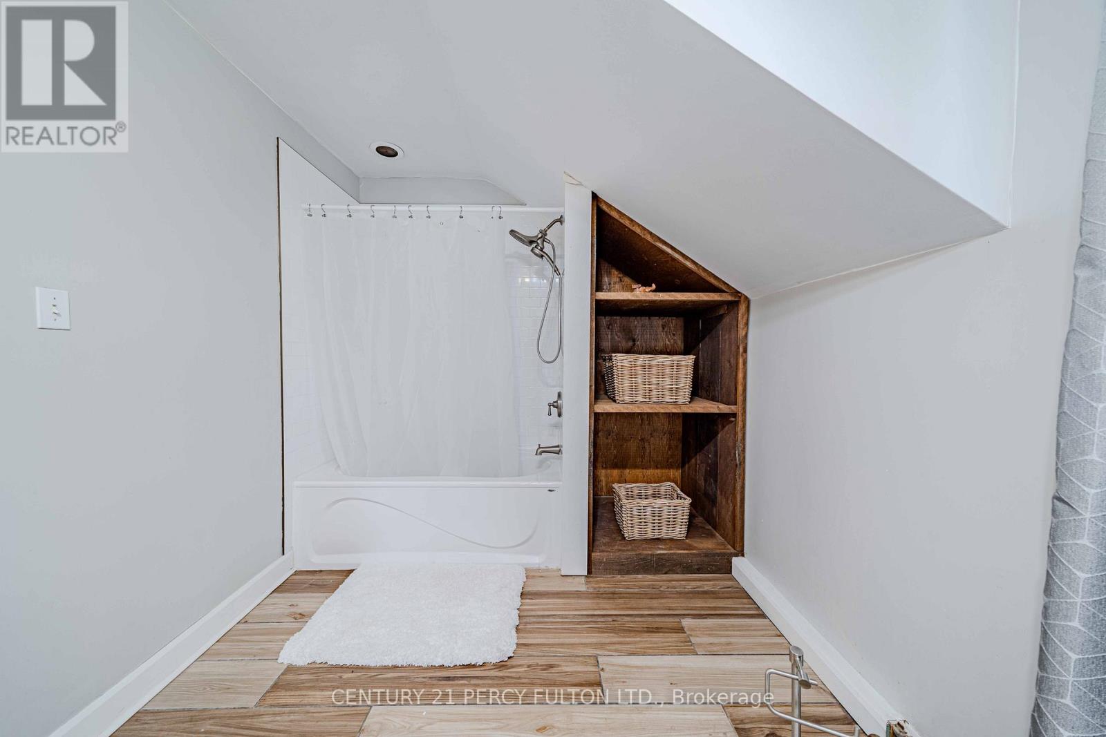 296 King Street E, Oshawa, Ontario  L1H 1C8 - Photo 23 - E12491208