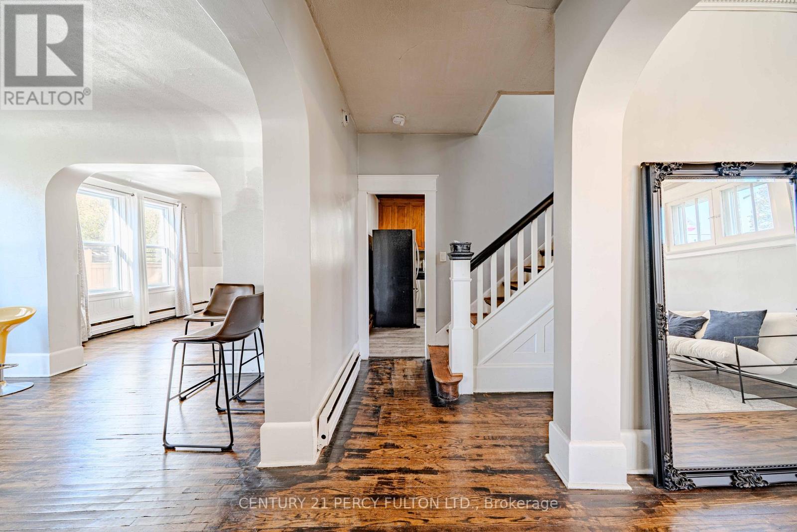 296 King Street E, Oshawa, Ontario  L1H 1C8 - Photo 5 - E12491208