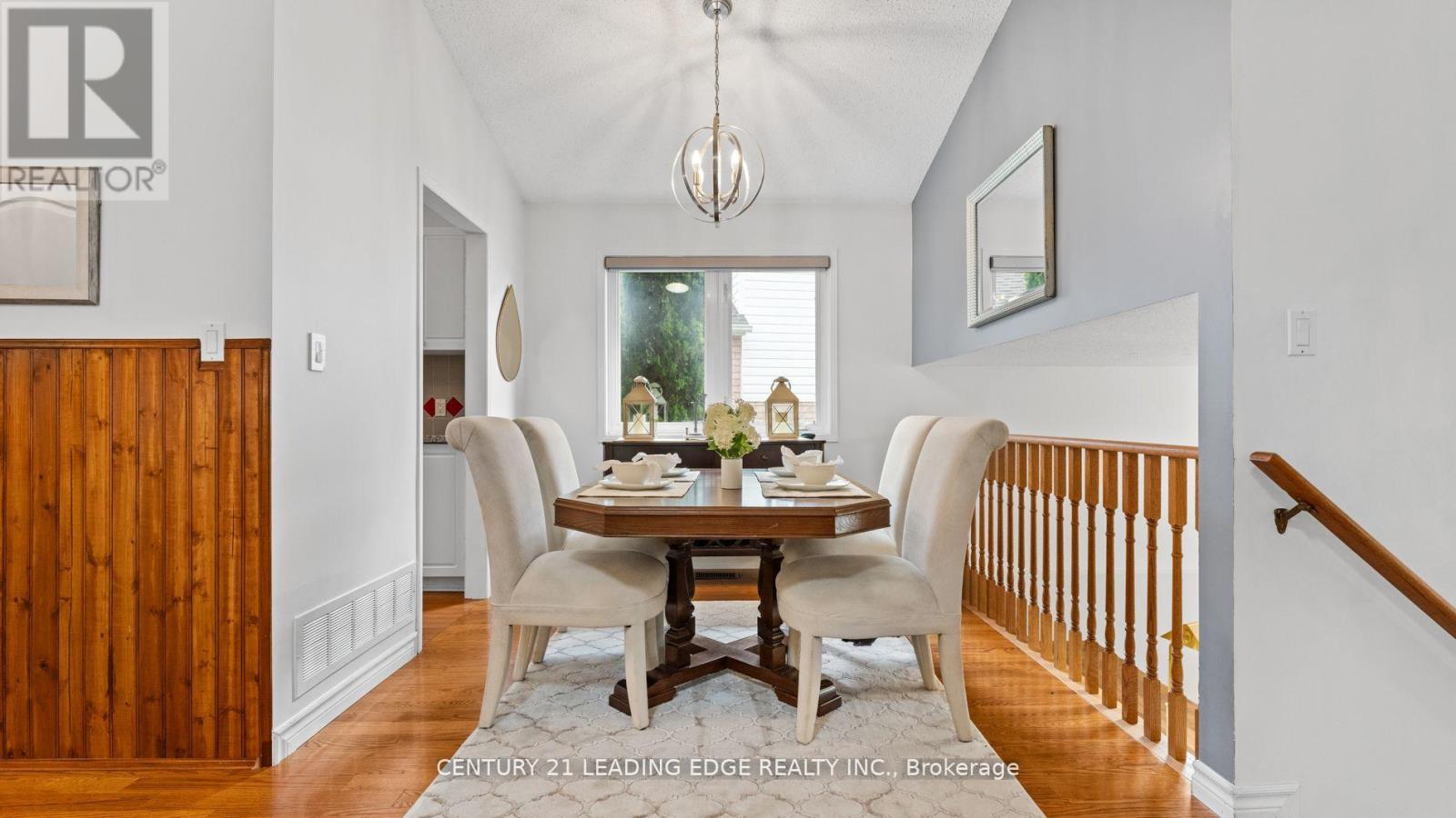 385 Compton Crescent, Oshawa (Centennial), Ontario  L1G 8C7 - Photo 11 - E12491228