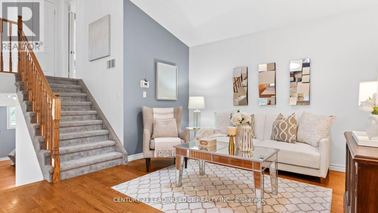 385 Compton Crescent, Oshawa (Centennial), Ontario  L1G 8C7 - Photo 13 - E12491228