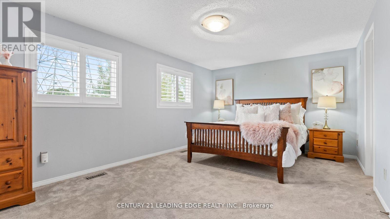 385 Compton Crescent, Oshawa (Centennial), Ontario  L1G 8C7 - Photo 14 - E12491228