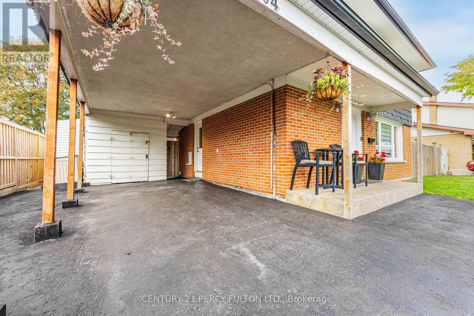 904 Somerville Street, Oshawa, Ontario  L1G 4J7 - Photo 3 - E12491290