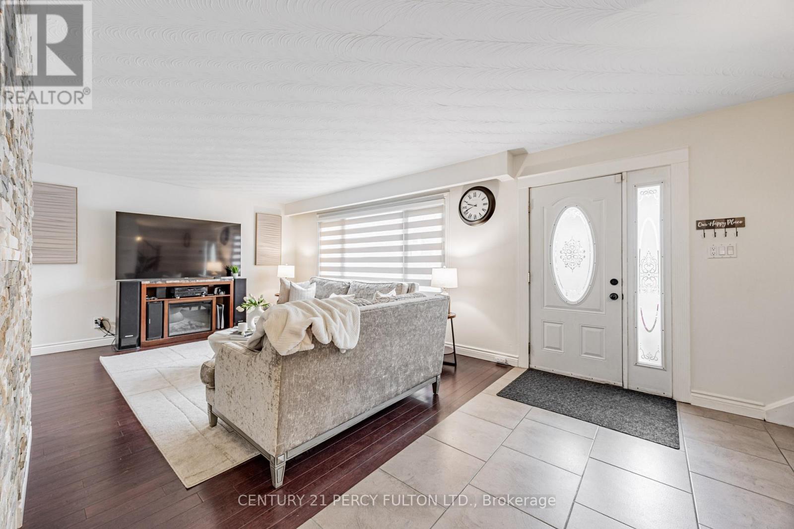 904 Somerville Street, Oshawa, Ontario  L1G 4J7 - Photo 5 - E12491290