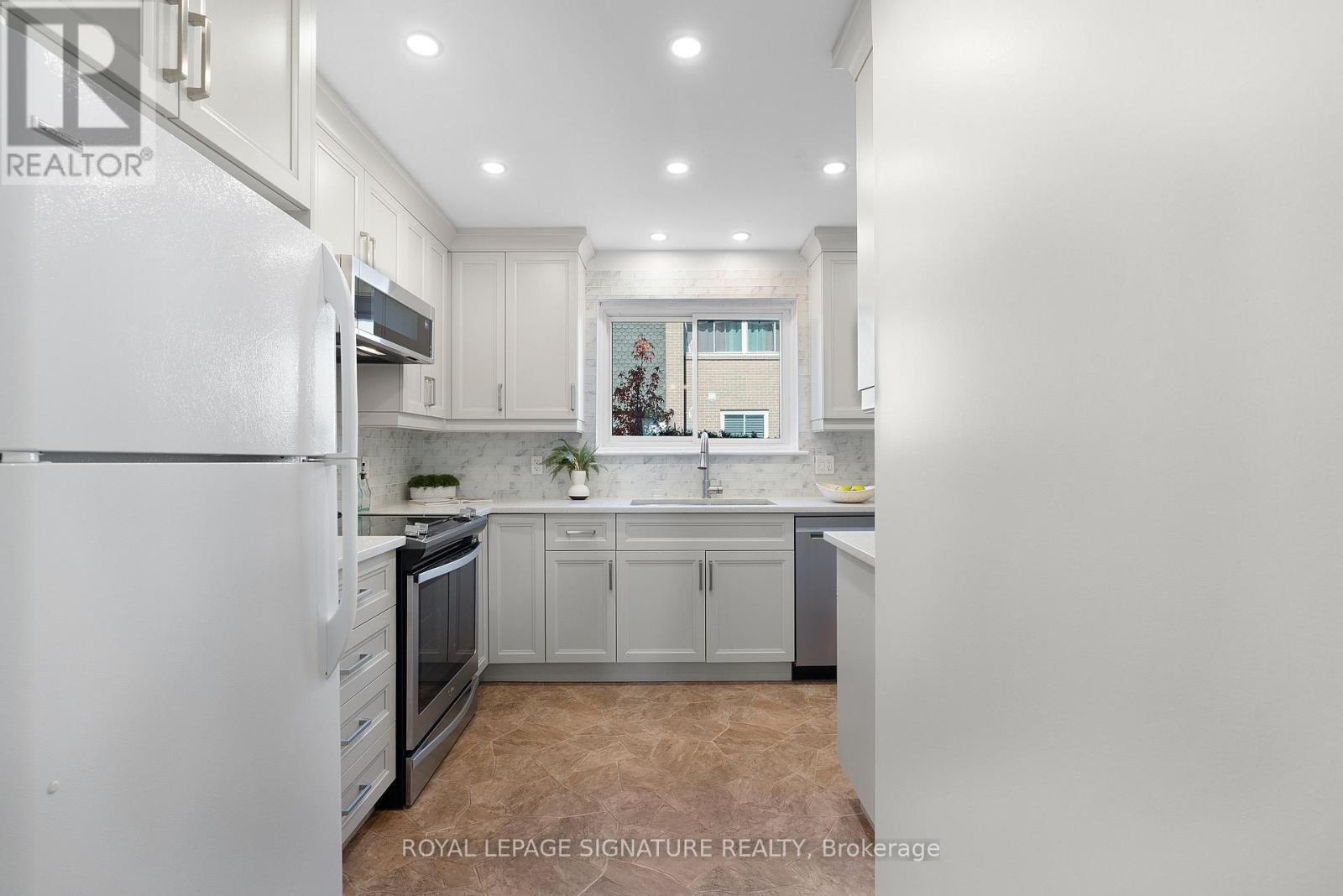 64 - 1235 Radom Street, Pickering, Ontario  L1W 1J3 - Photo 7 - E12491296