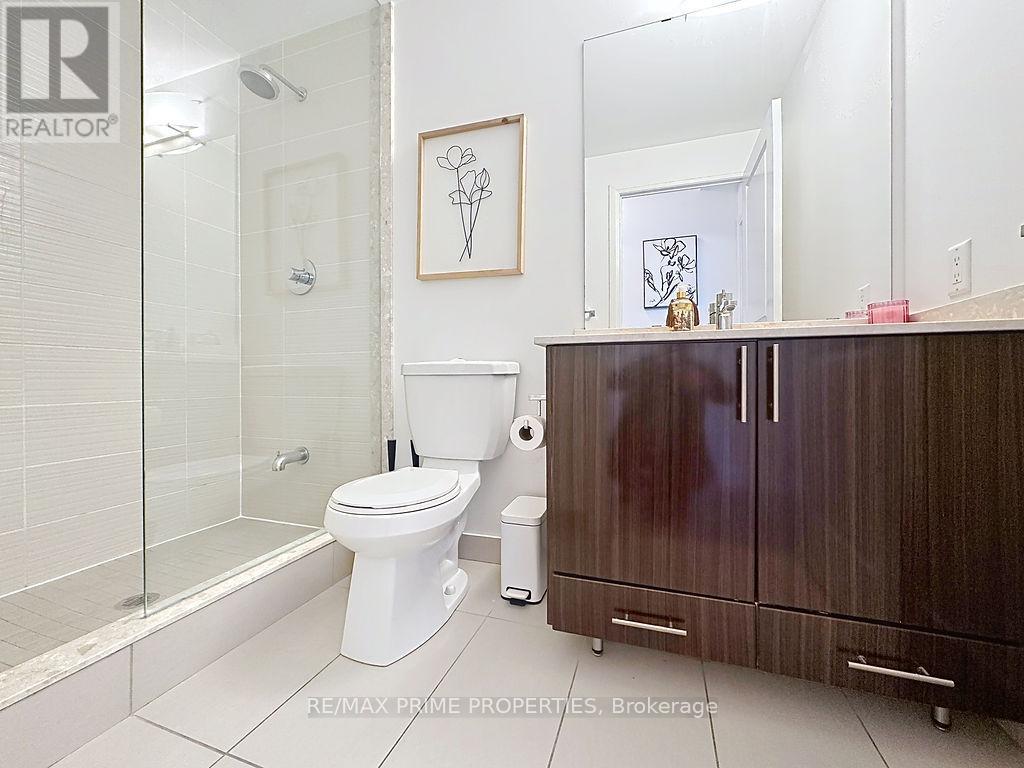 205 - 85 North Park Road, Vaughan, Ontario  L4J 0H9 - Photo 11 - N12483819