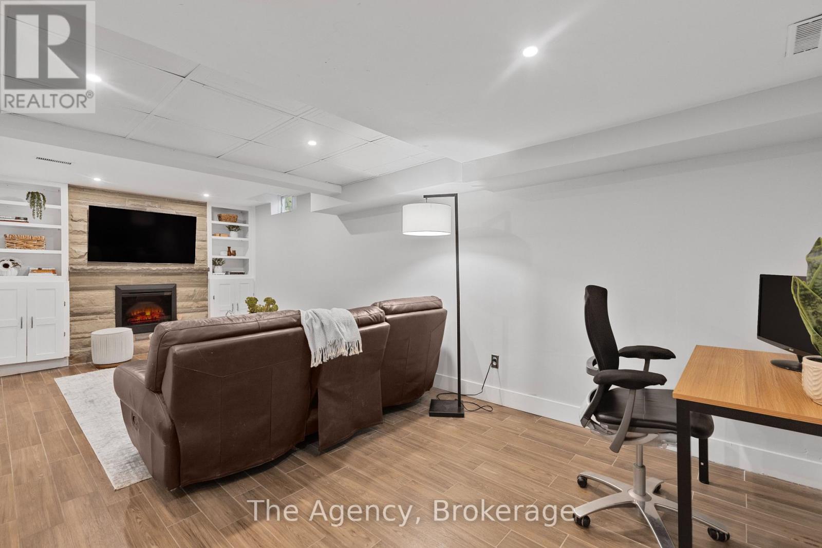 1122 Glenridge Drive, Oakville, Ontario  L6M 2K7 - Photo 31 - W12491422