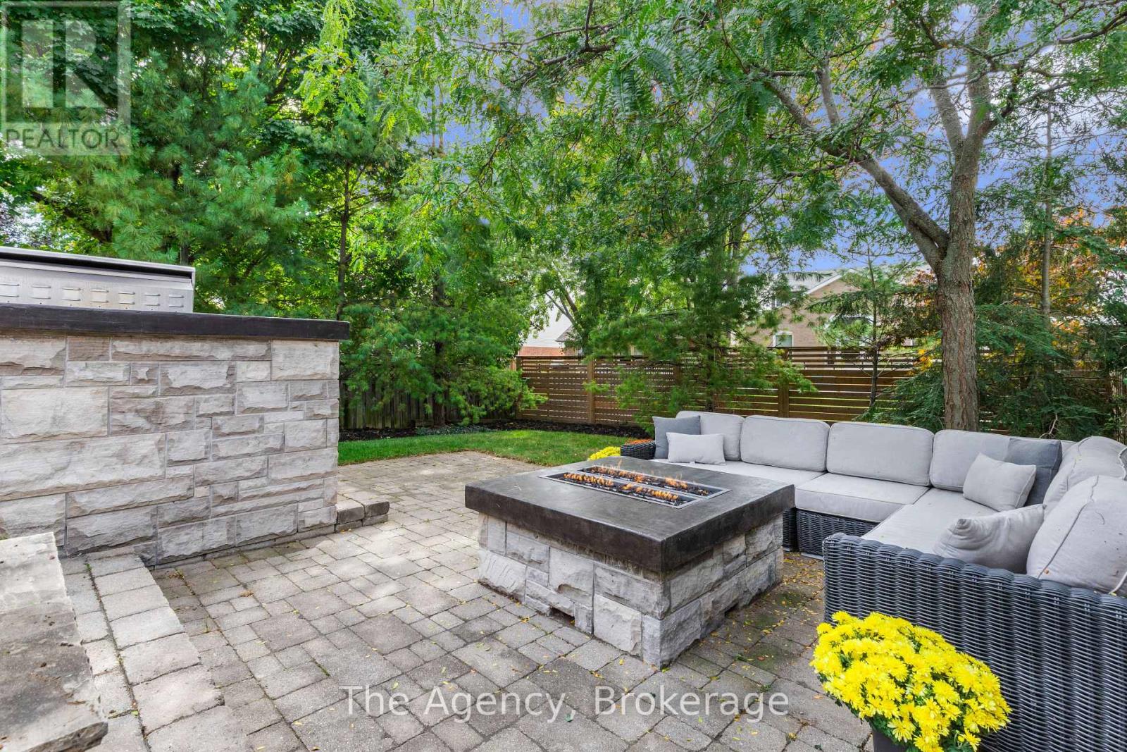 1122 Glenridge Drive, Oakville, Ontario  L6M 2K7 - Photo 43 - W12491422
