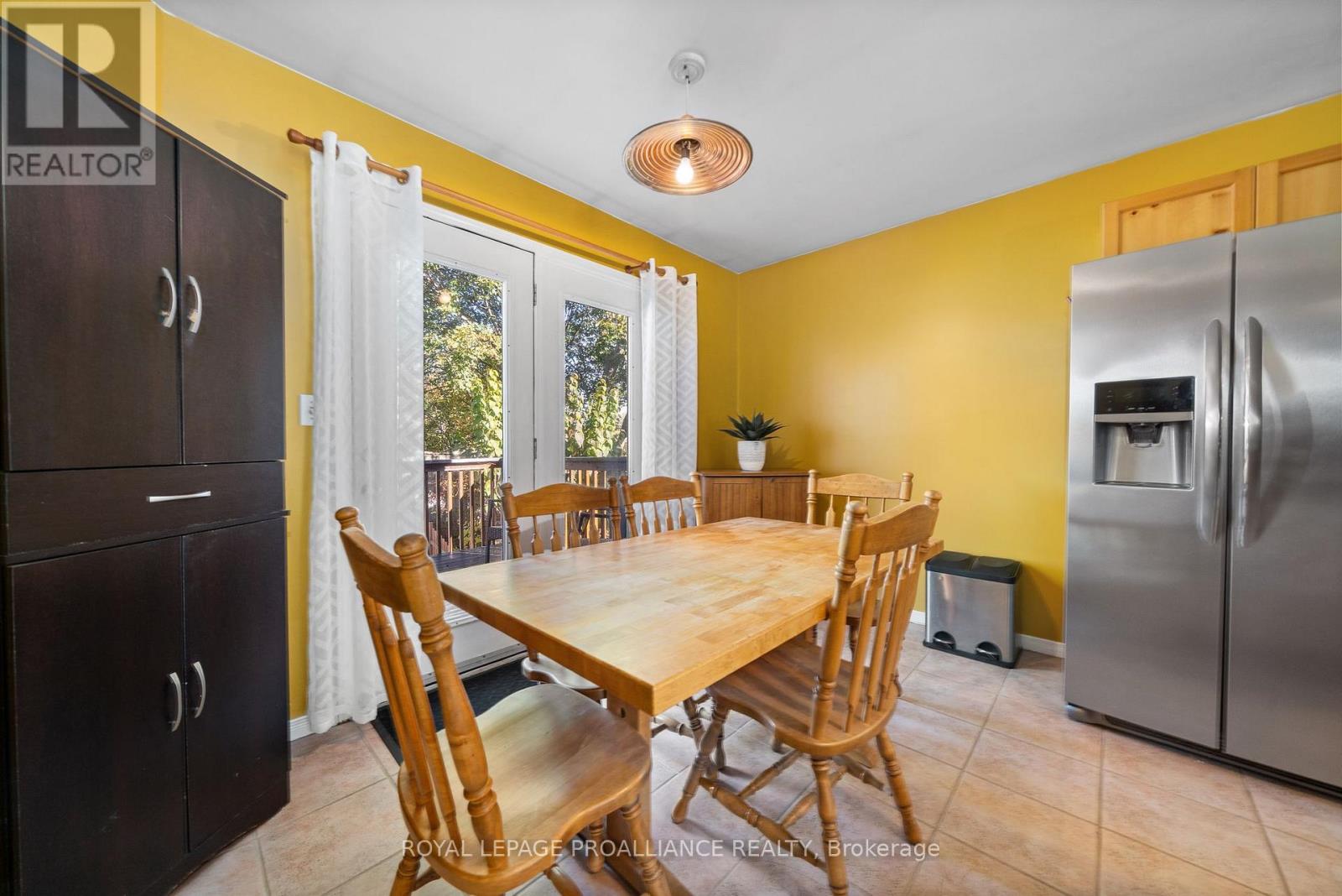 25 Faraday Gardens, Belleville, Ontario K8P 5J5 - Photo 15 - X12491558