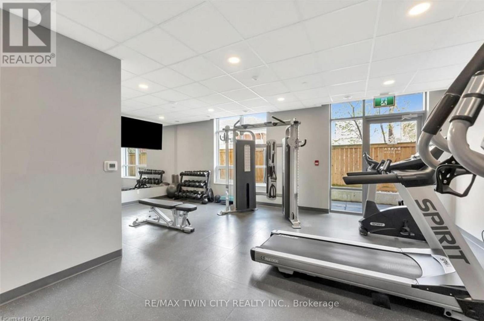 211 - 399 Queen Street S, Kitchener, Ontario  N2G 0C4 - Photo 33 - X12179095