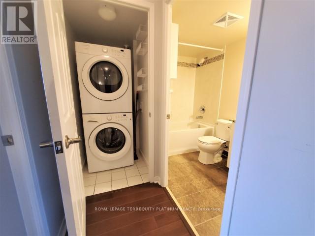 212 - 73 King William Crescent, Richmond Hill, Ontario  L4B 0C2 - Photo 4 - N12491044