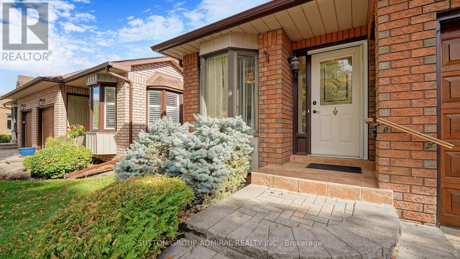 168 Green Briar Road, New Tecumseth, Ontario  L9R 1X9 - Photo 2 - N12491056