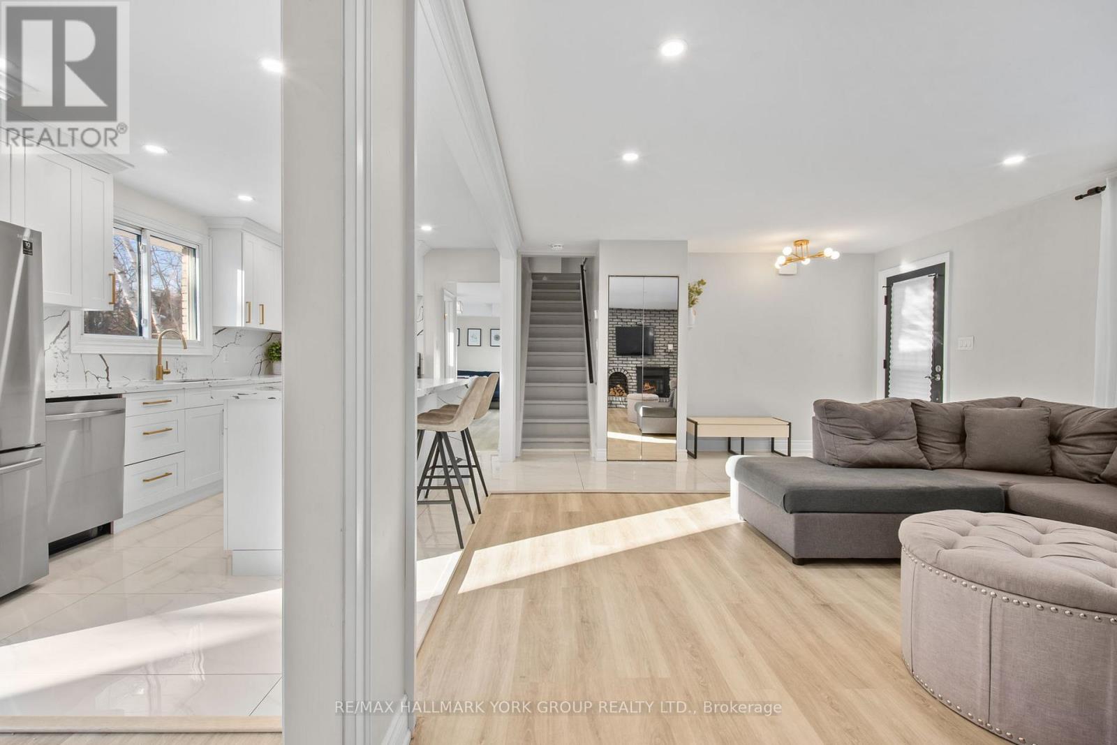 96 Riverview Beach Road, Georgina, Ontario  L0E 1N0 - Photo 19 - N12491078