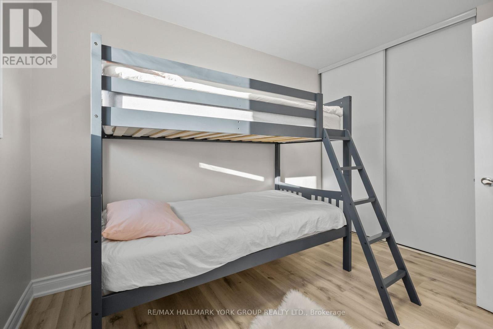 96 Riverview Beach Road, Georgina, Ontario  L0E 1N0 - Photo 31 - N12491078