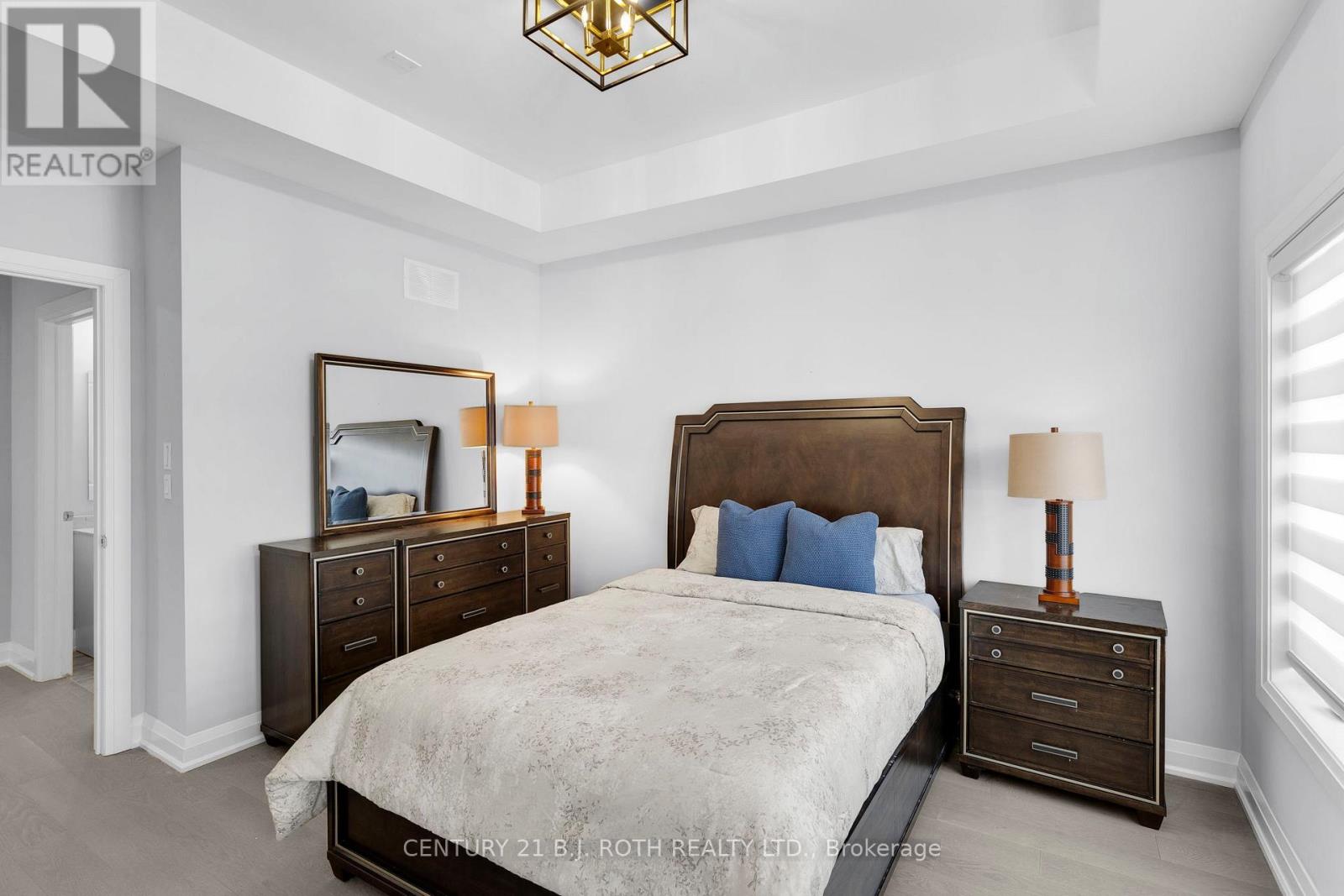 23 - 260 Eagle Street, Newmarket, Ontario  L3Y 1K1 - Photo 19 - N12491080