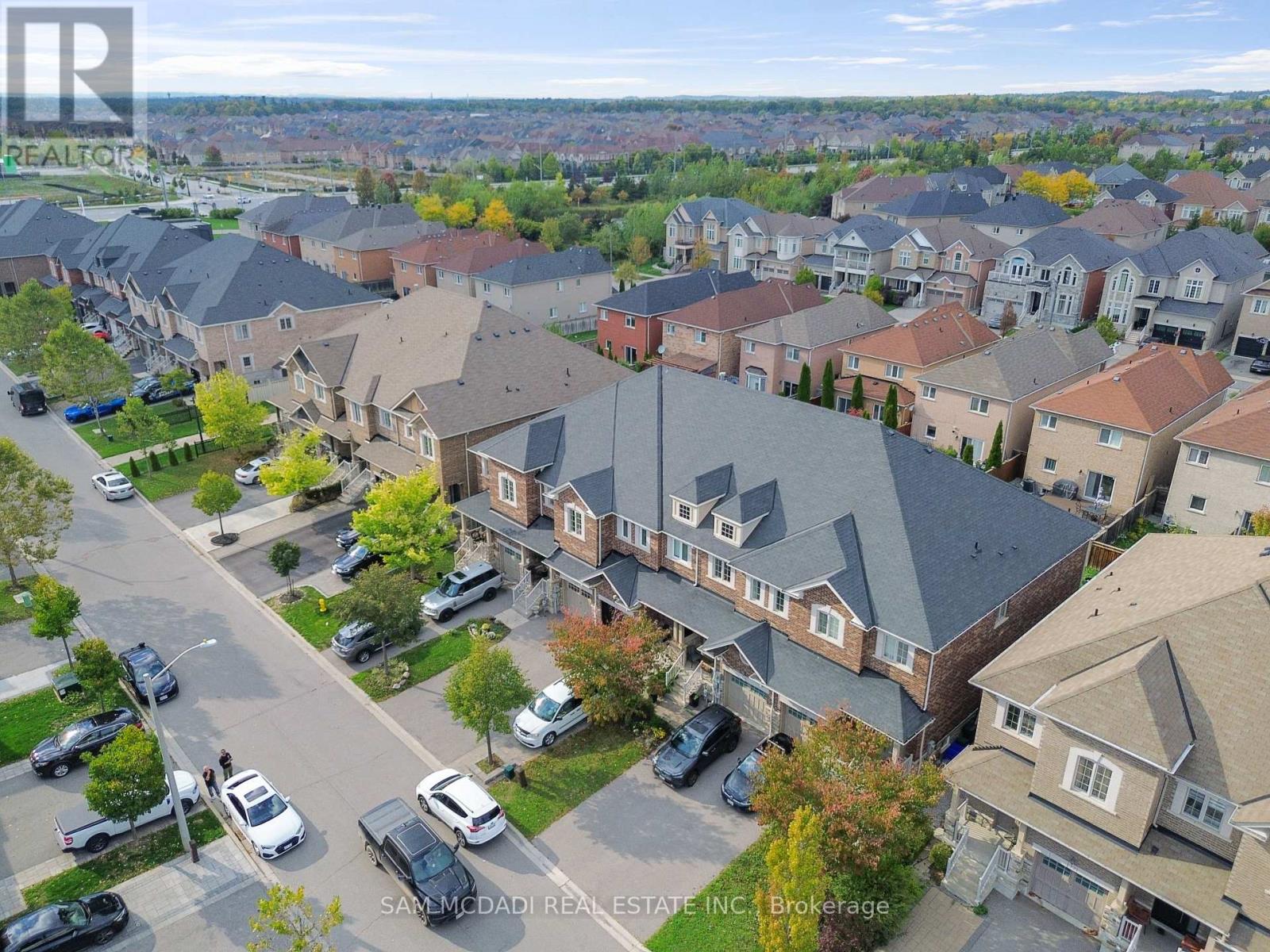 30 Zachary Place, Vaughan, Ontario  L4H 0C2 - Photo 35 - N12491088