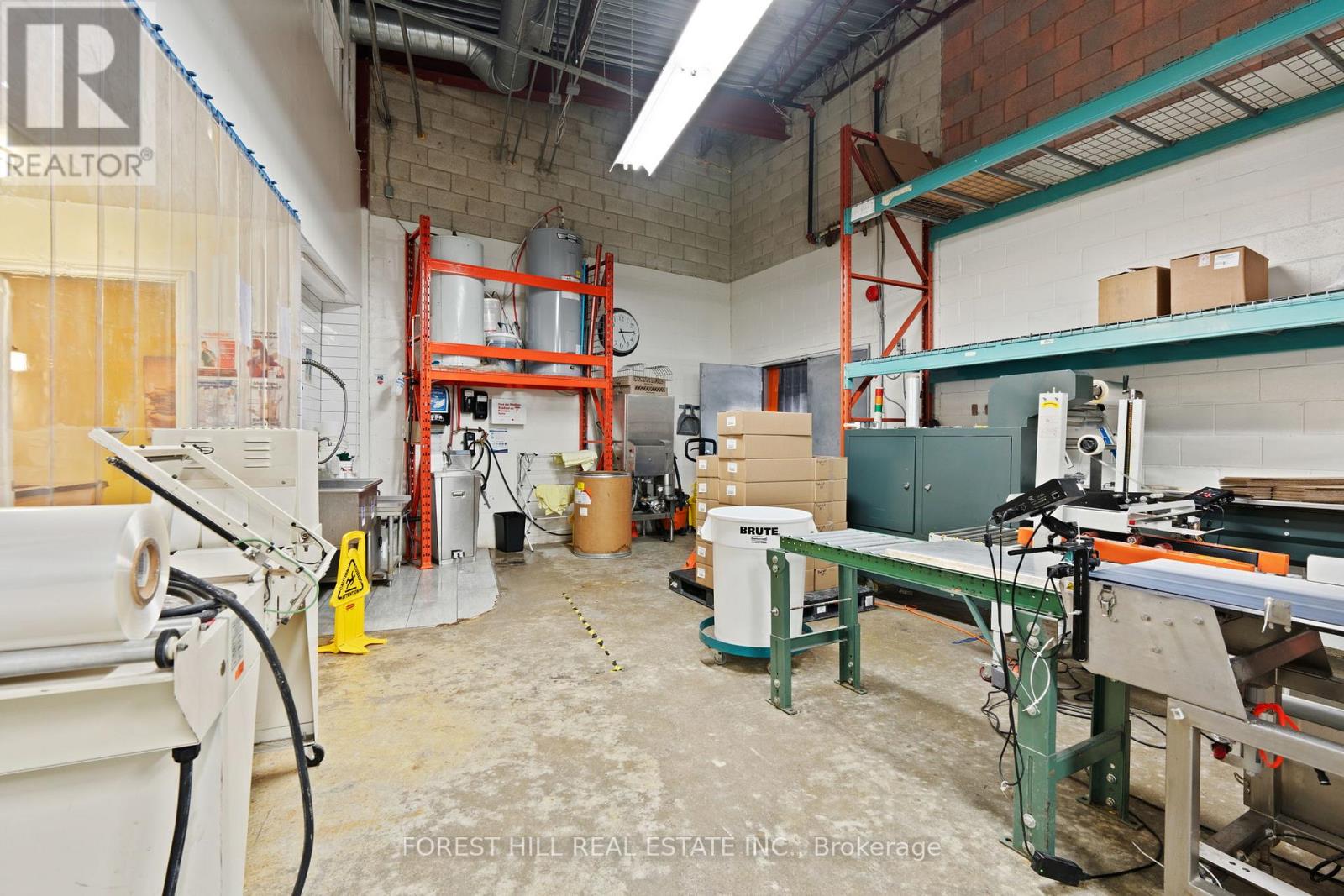 44 - 86 Ringwood Drive, Whitchurch-Stouffville, Ontario  L4A 1C3 - Photo 8 - N12491096