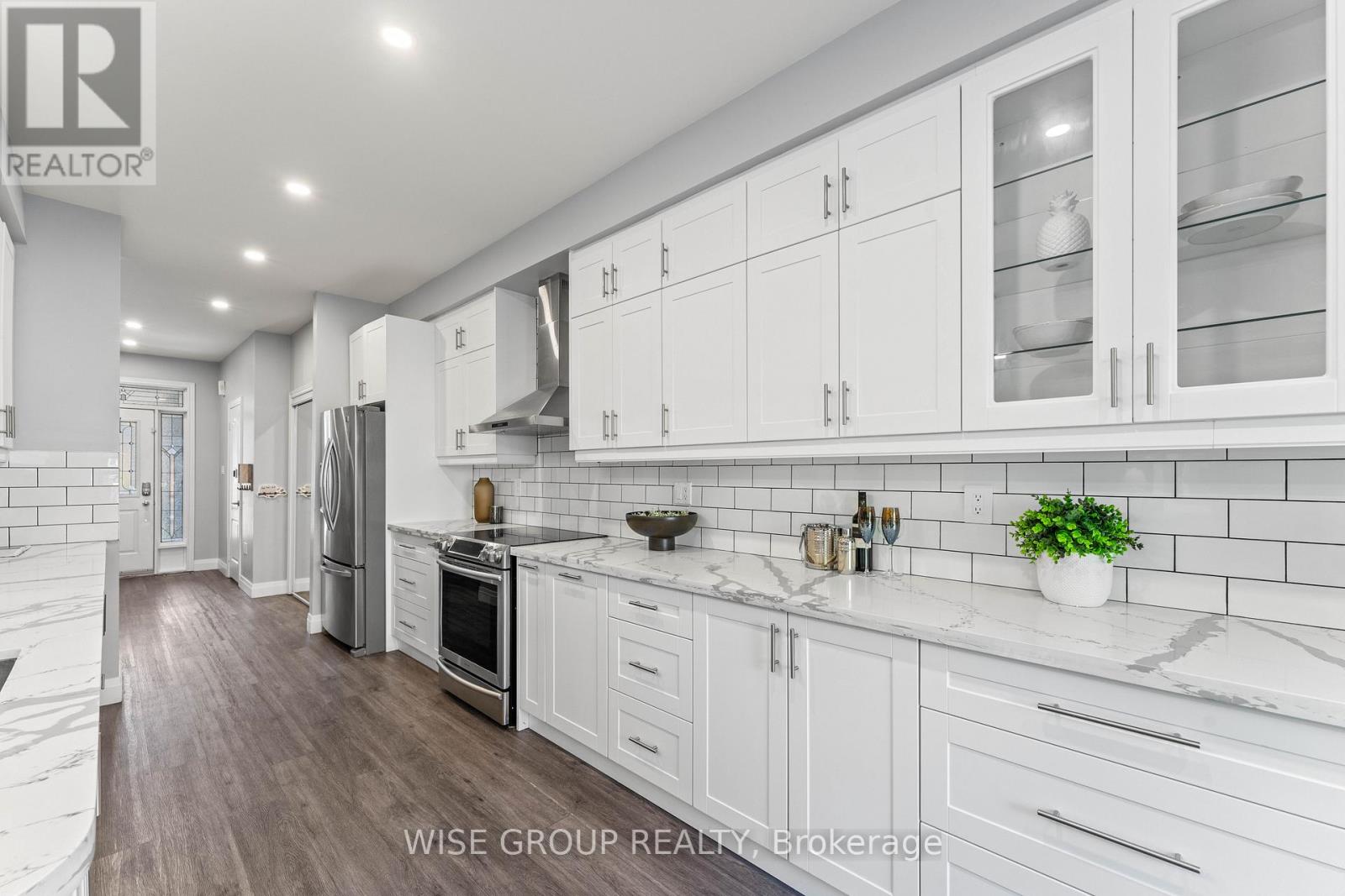 125 Mistywood Crescent, Vaughan (Patterson), Ontario  L4J 9K3 - Photo 11 - N12491122