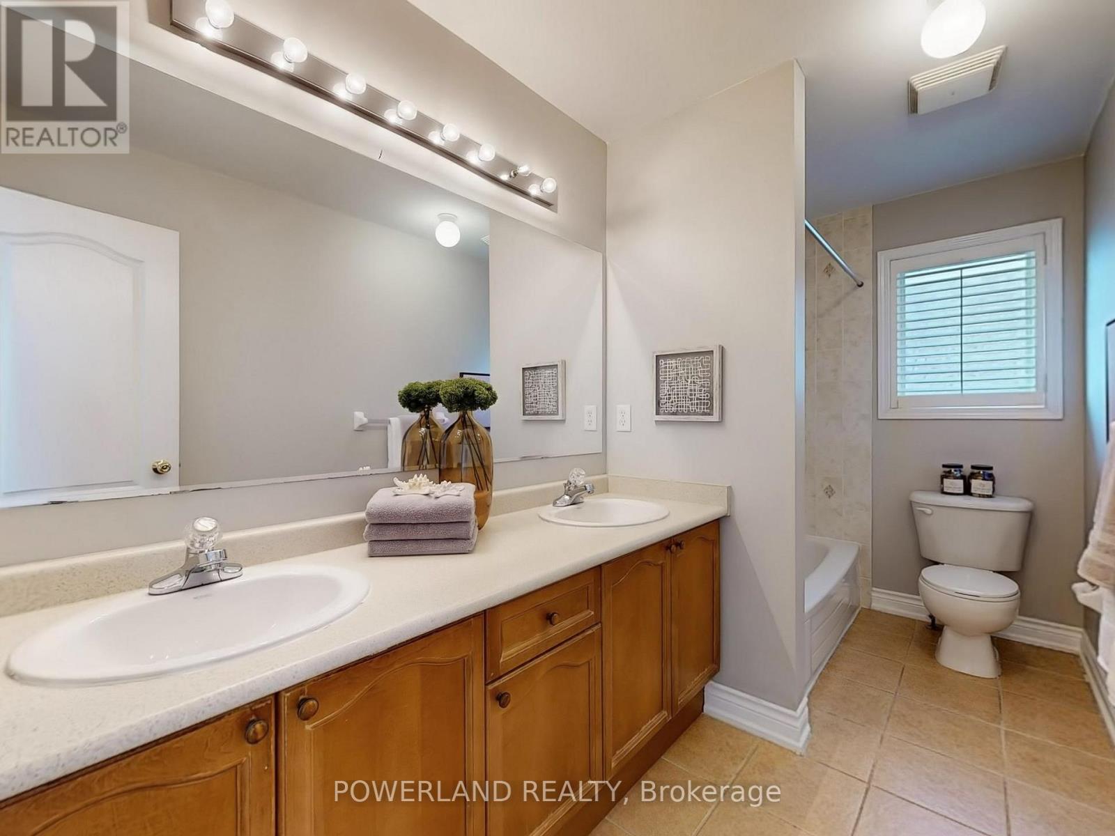 164 Worthington Avenue, Richmond Hill, Ontario  L4E 4N7 - Photo 41 - N12491176