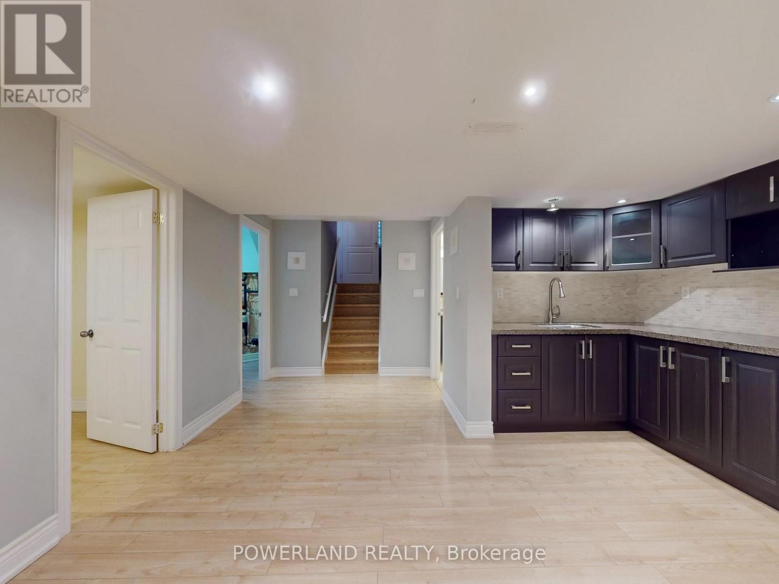 164 Worthington Avenue, Richmond Hill, Ontario  L4E 4N7 - Photo 45 - N12491176