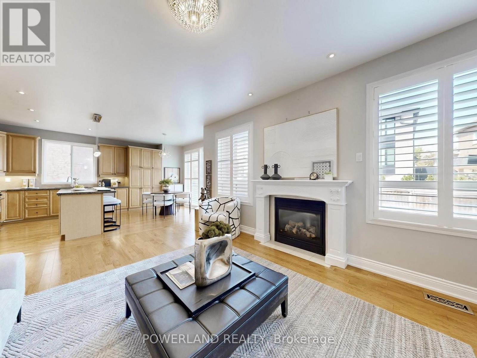 164 Worthington Avenue, Richmond Hill, Ontario  L4E 4N7 - Photo 7 - N12491176