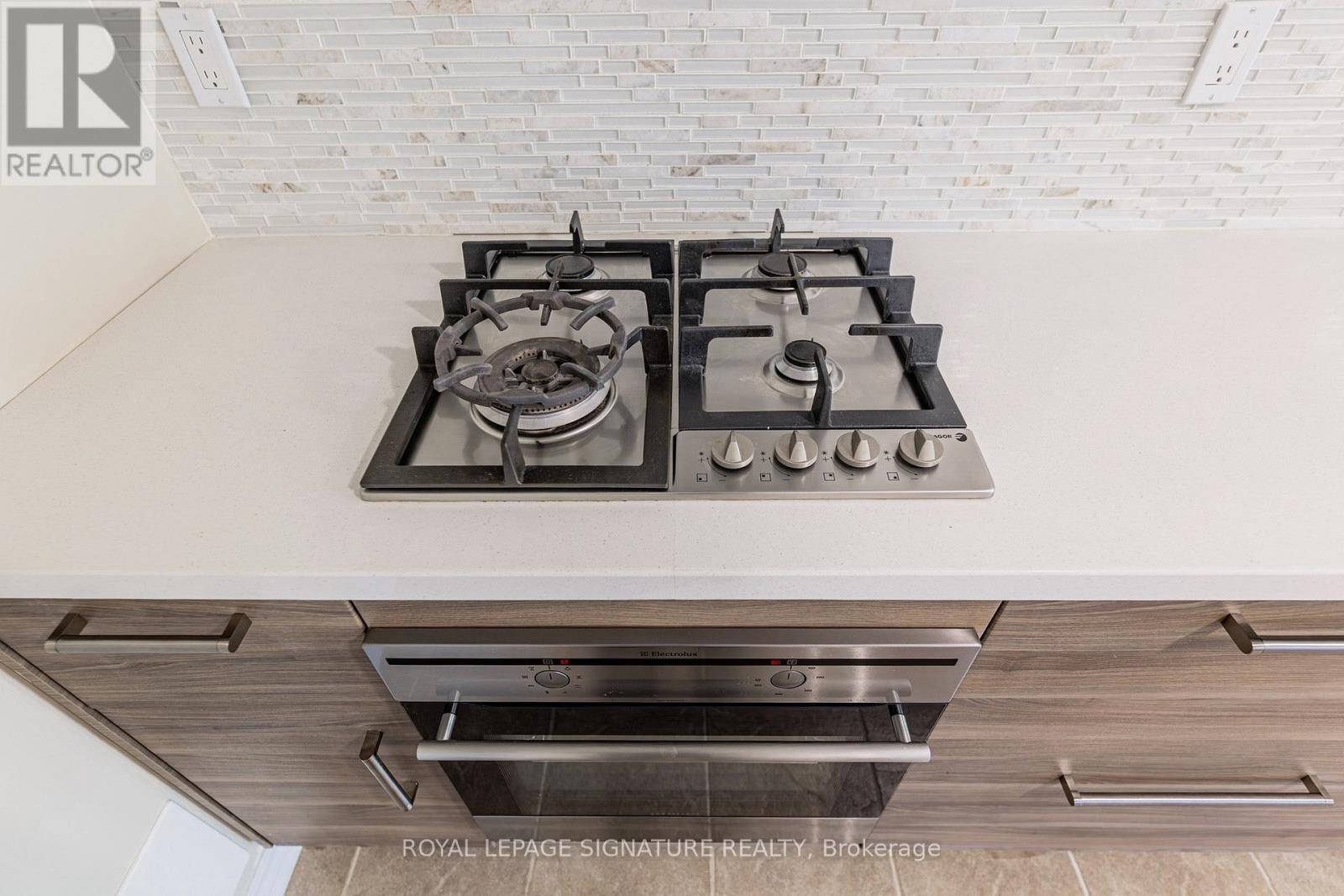 Lower - 35 Grange Drive, Richmond Hill, Ontario  L4E 4T1 - Photo 11 - N12491252