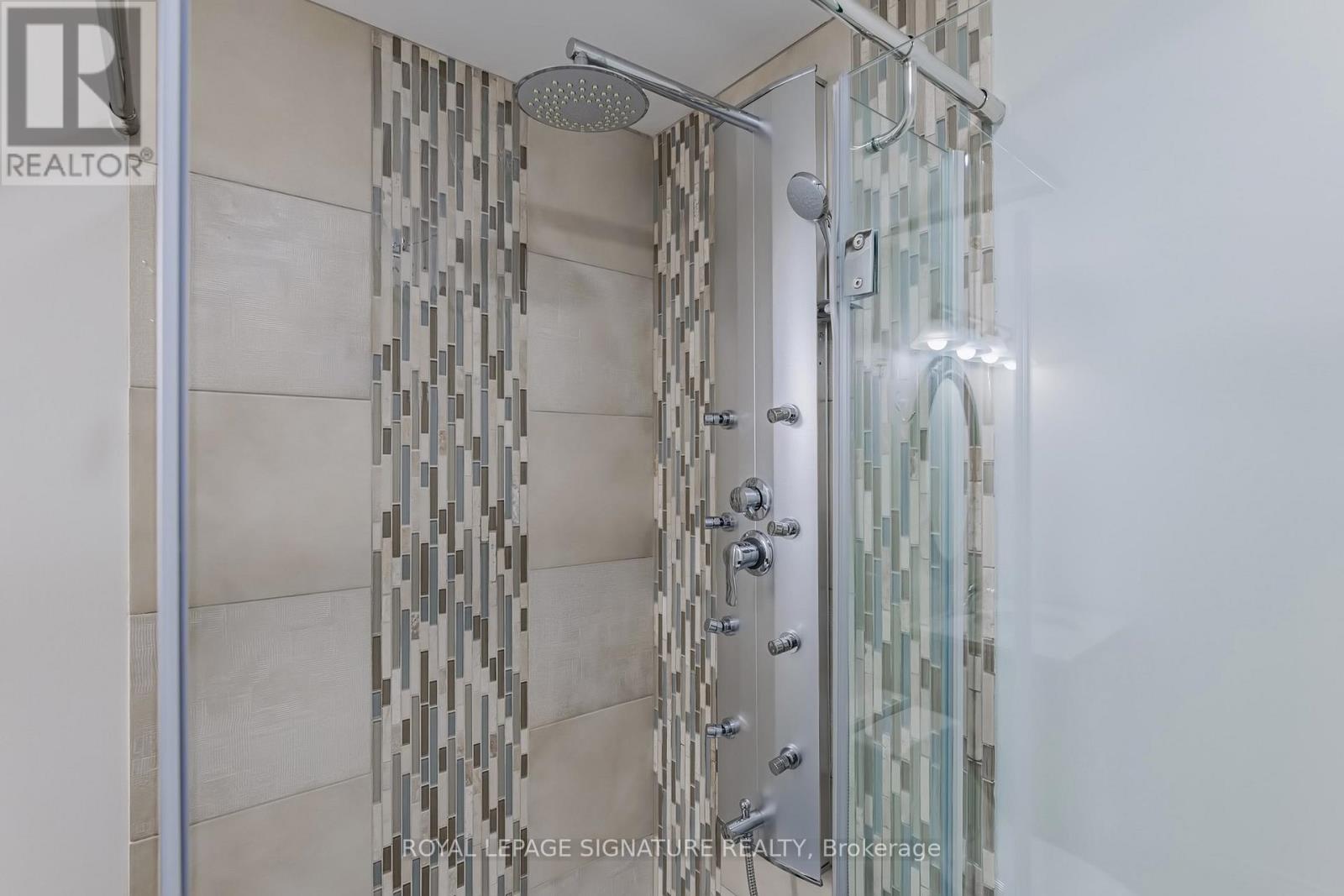 Lower - 35 Grange Drive, Richmond Hill, Ontario  L4E 4T1 - Photo 19 - N12491252