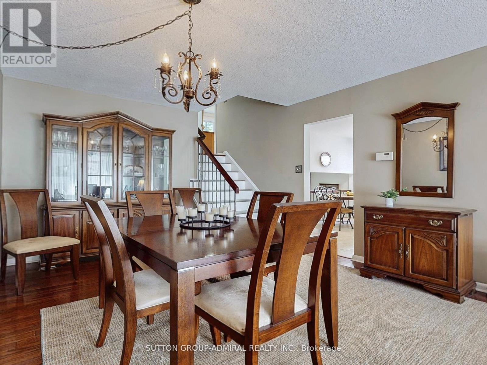 80 Castle Rock Drive, Richmond Hill, Ontario  L4C 5K4 - Photo 8 - N12491286