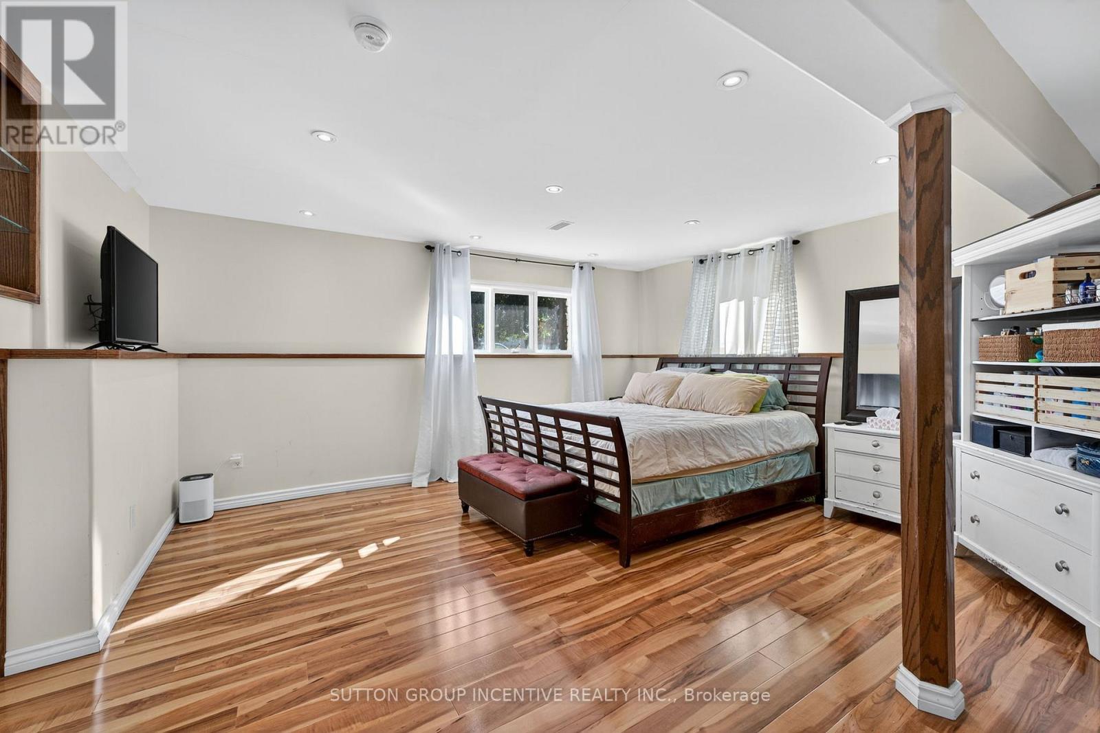 59 Osborn Street, Essa (Angus), Ontario  L0M 1B0 - Photo 15 - N12491336