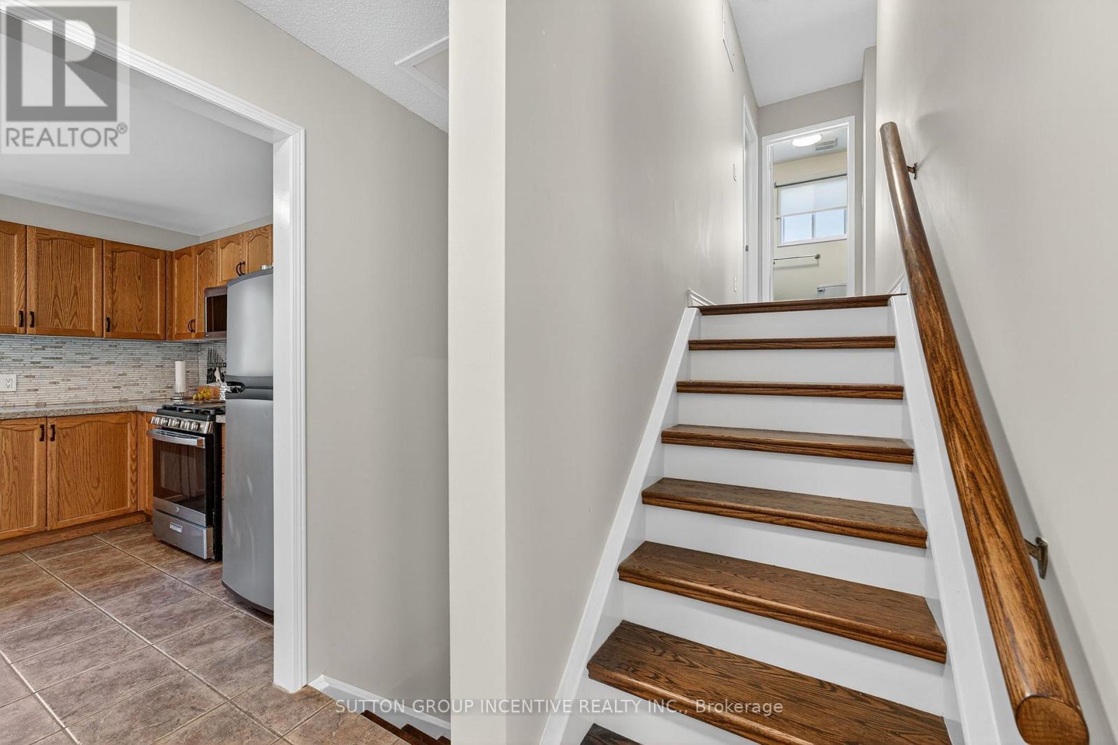 59 Osborn Street, Essa (Angus), Ontario  L0M 1B0 - Photo 7 - N12491336