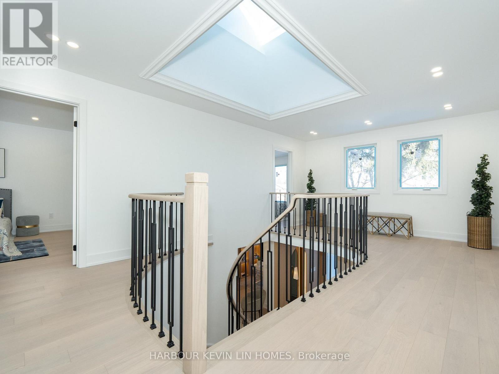 617 Chancellor Drive, Vaughan, Ontario  L4L 4A9 - Photo 26 - N12491388