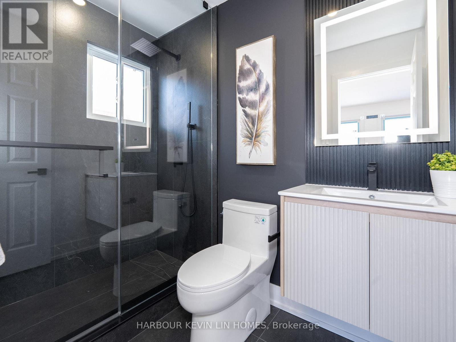 617 Chancellor Drive, Vaughan, Ontario  L4L 4A9 - Photo 34 - N12491388