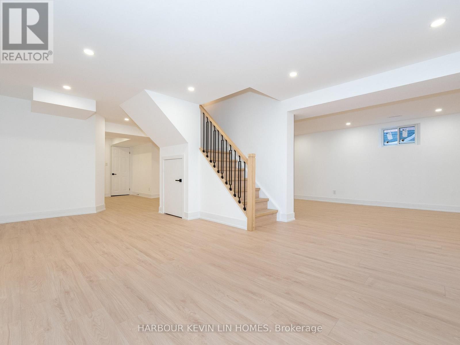 617 Chancellor Drive, Vaughan, Ontario  L4L 4A9 - Photo 38 - N12491388