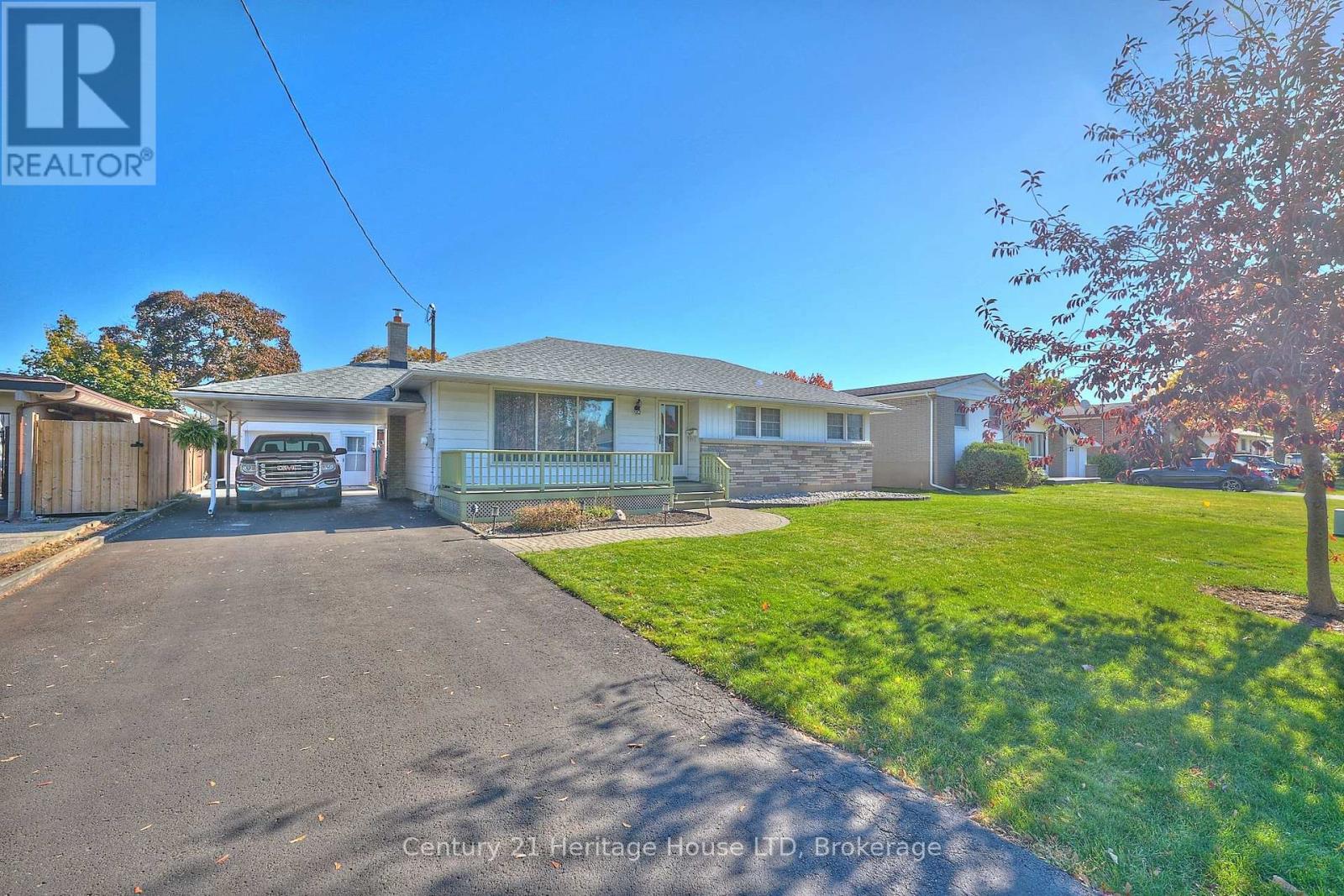 82 WAKELIN TERRACE, St. Catharines, Ontario