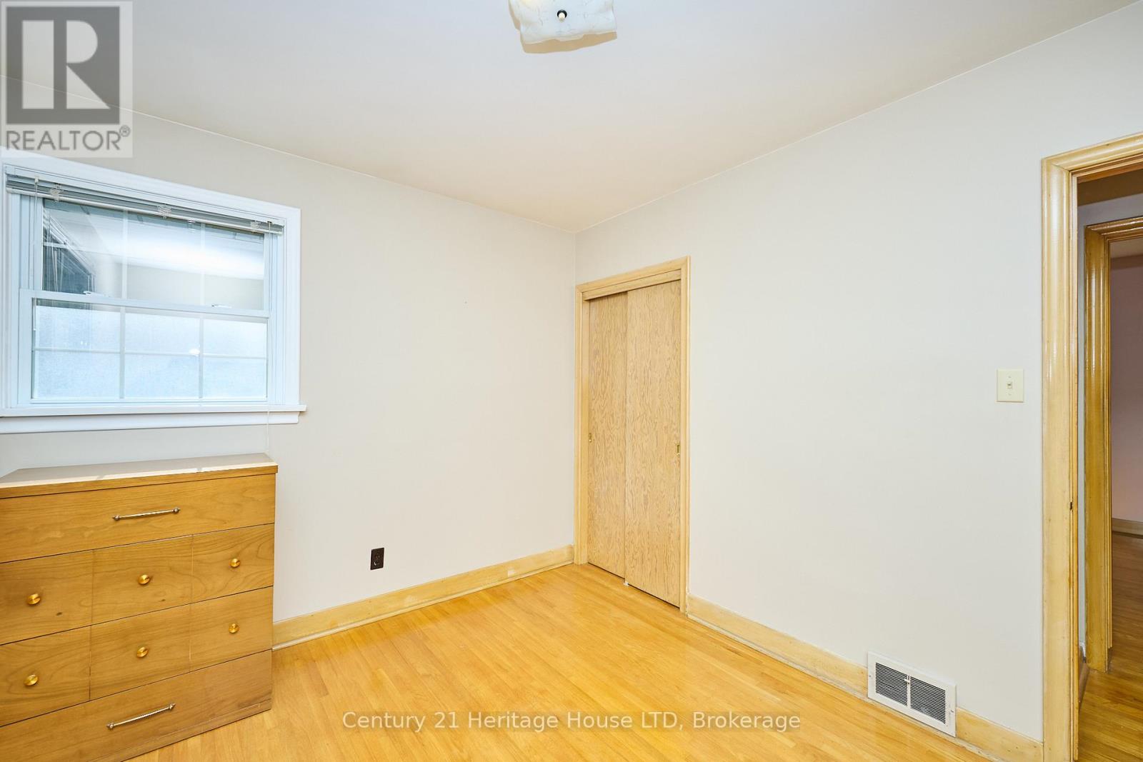 82 Wakelin Terrace, St. Catharines, Ontario  L2M 4K9 - Photo 22 - X12491454