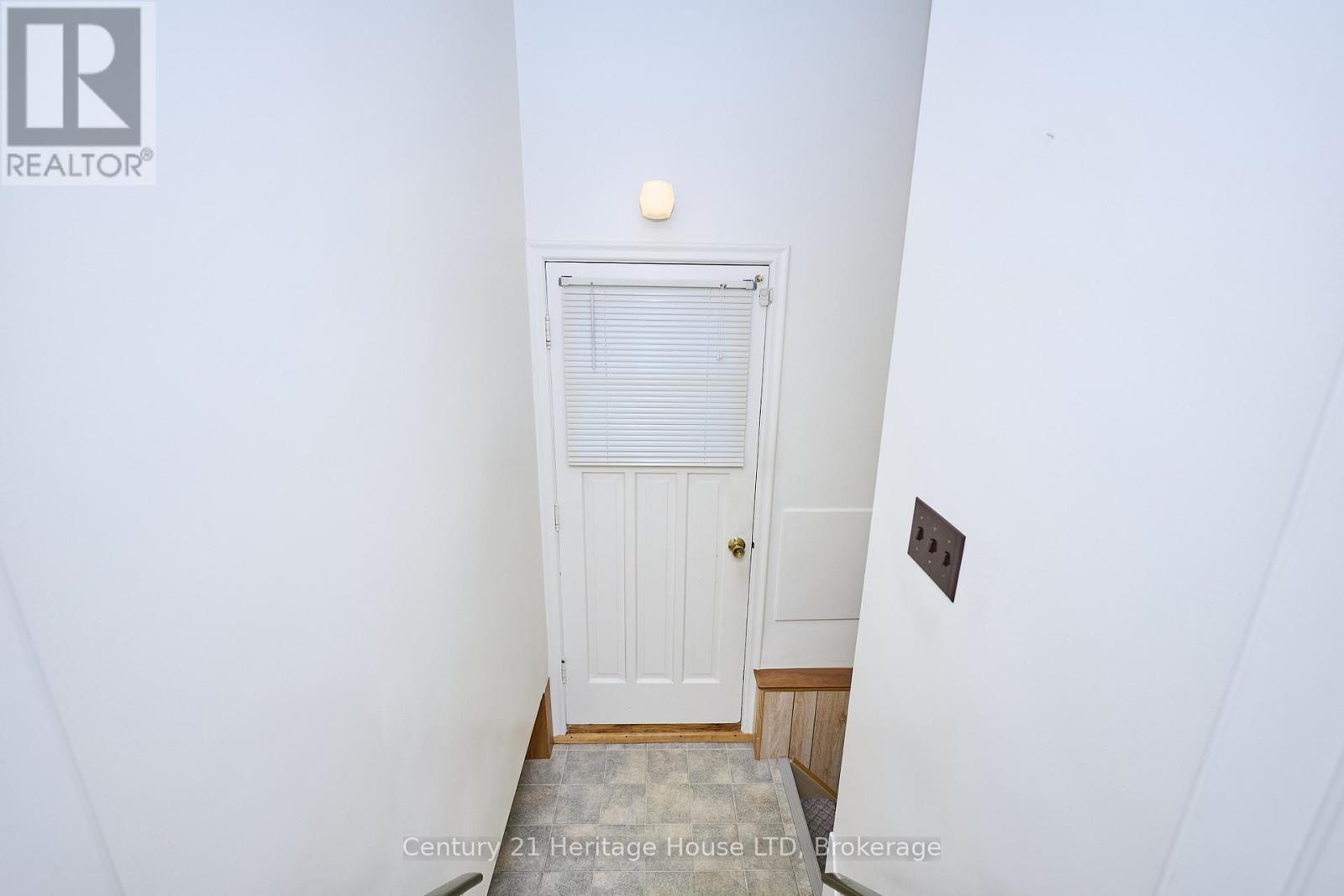 82 Wakelin Terrace, St. Catharines, Ontario  L2M 4K9 - Photo 23 - X12491454